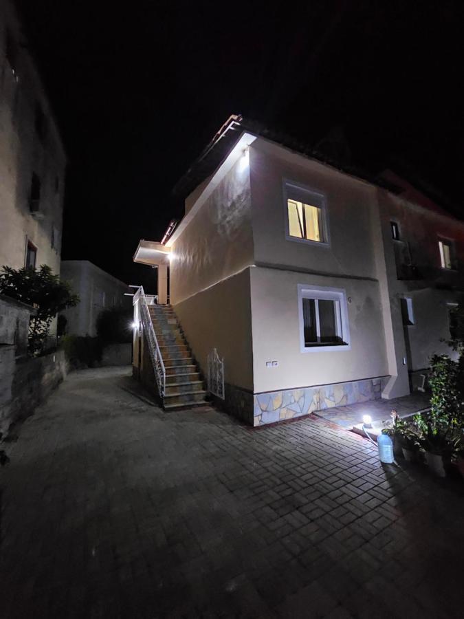 Aliaj'S Guest House Berat Buitenkant foto
